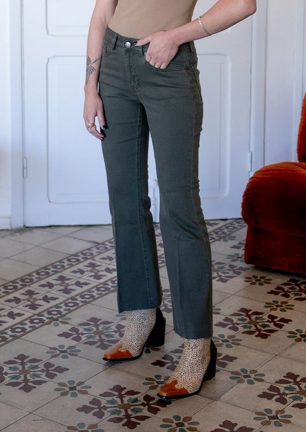 מכנסי ג׳ינס | ג׳סיקה ירוק | פיינאל סייל
