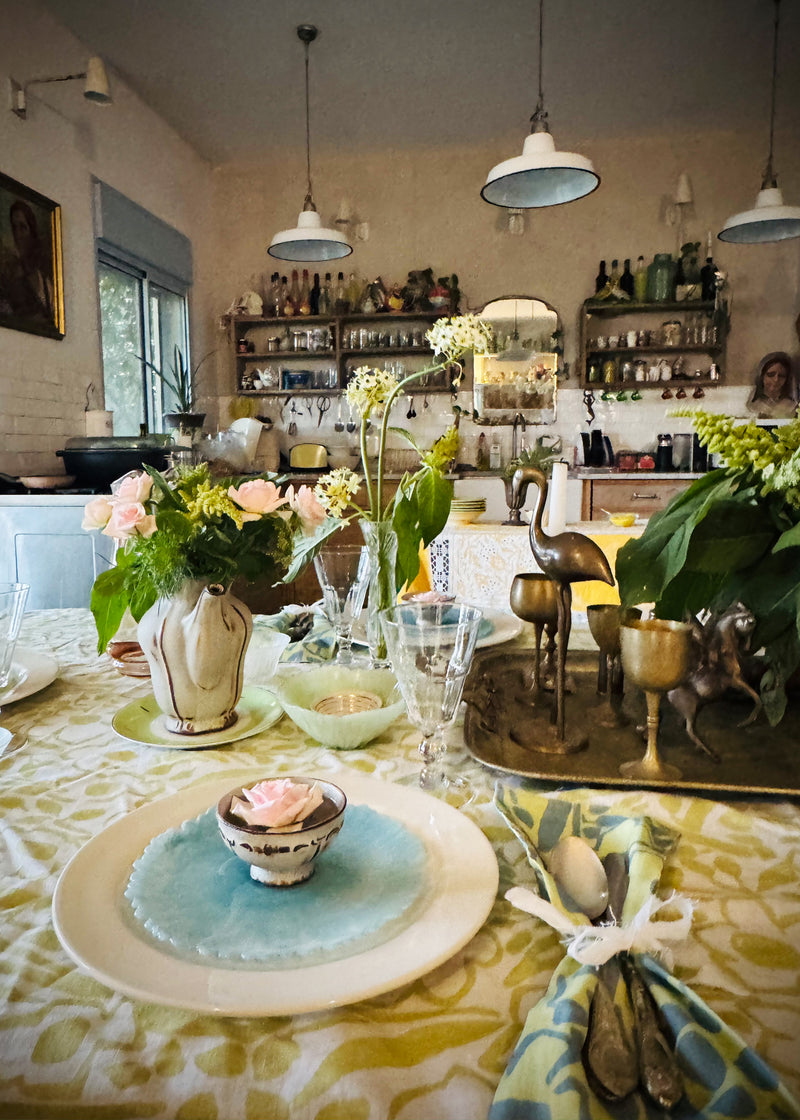 סדנת שזירת פרחים לעיצוב שולחן וואו | ביני בוקה + קרן שביט