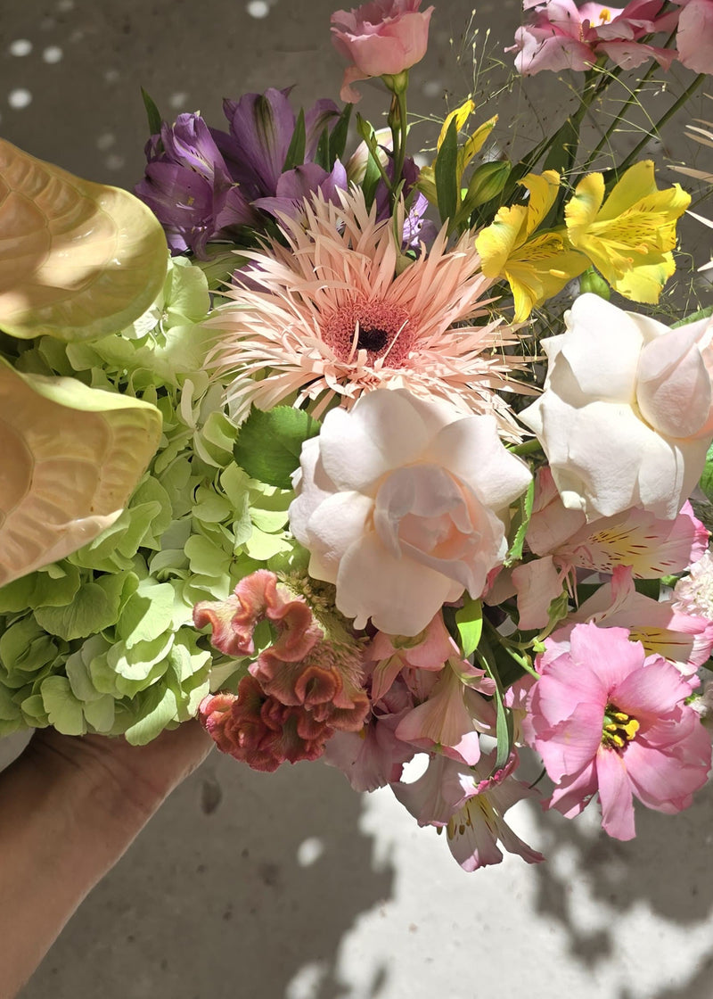 סדנת שזירת פרחים לעיצוב שולחן וואו | ביני בוקה + קרן שביט