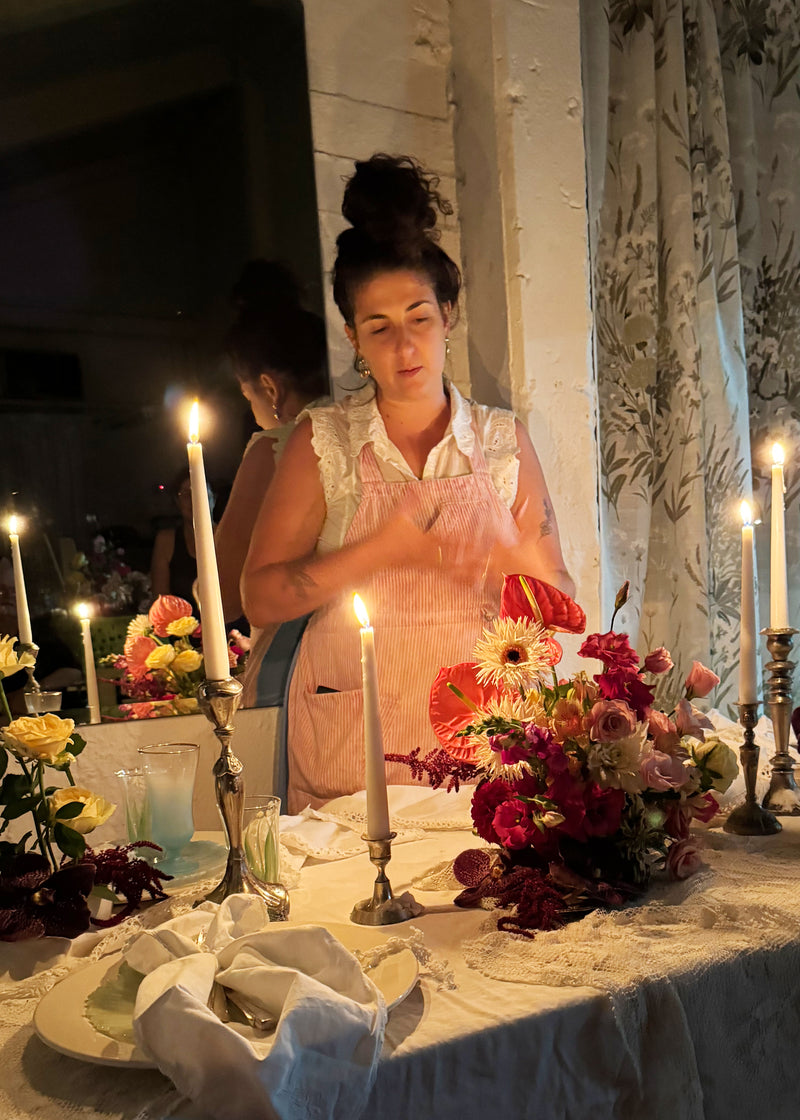 סדנת שזירת פרחים לעיצוב שולחן וואו | ביני בוקה + קרן שביט