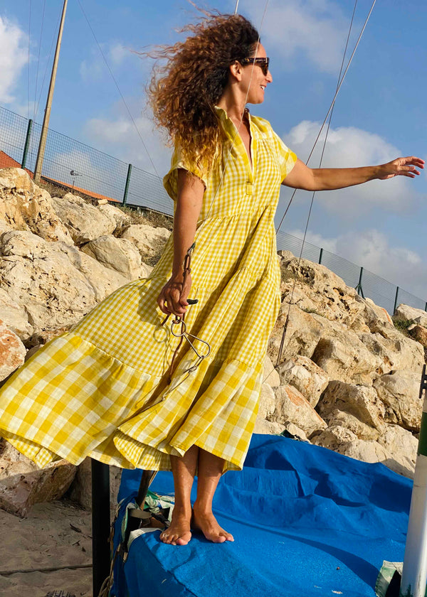 שמלת לורה קיץ | משובצת צהוב | אופק